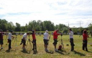 Du vent dans les cordes des archers !